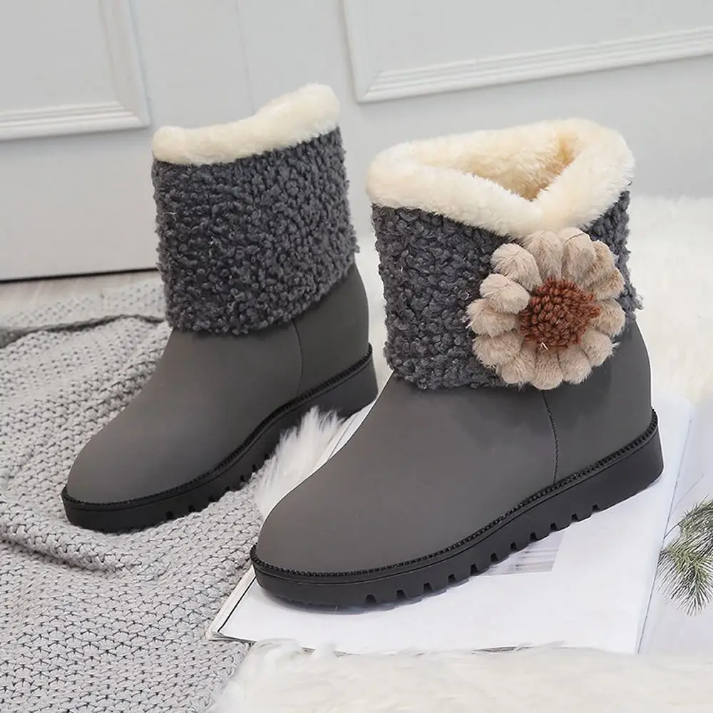 Botas de neve de mulheres plus lã engrossado curto botas impermeáveis além de velo de lã de sapatos quente tudo vai com sapatos de algodão