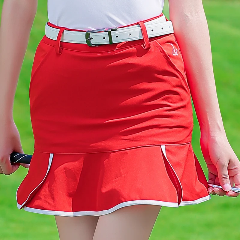 DE Verão do Golf Mulheres Moda Saia Vermelha Senhora Roupas de Tênis de Pele-friendly Esporte Fino Polo Conjunto de Manga Curta T-Shirt Meias