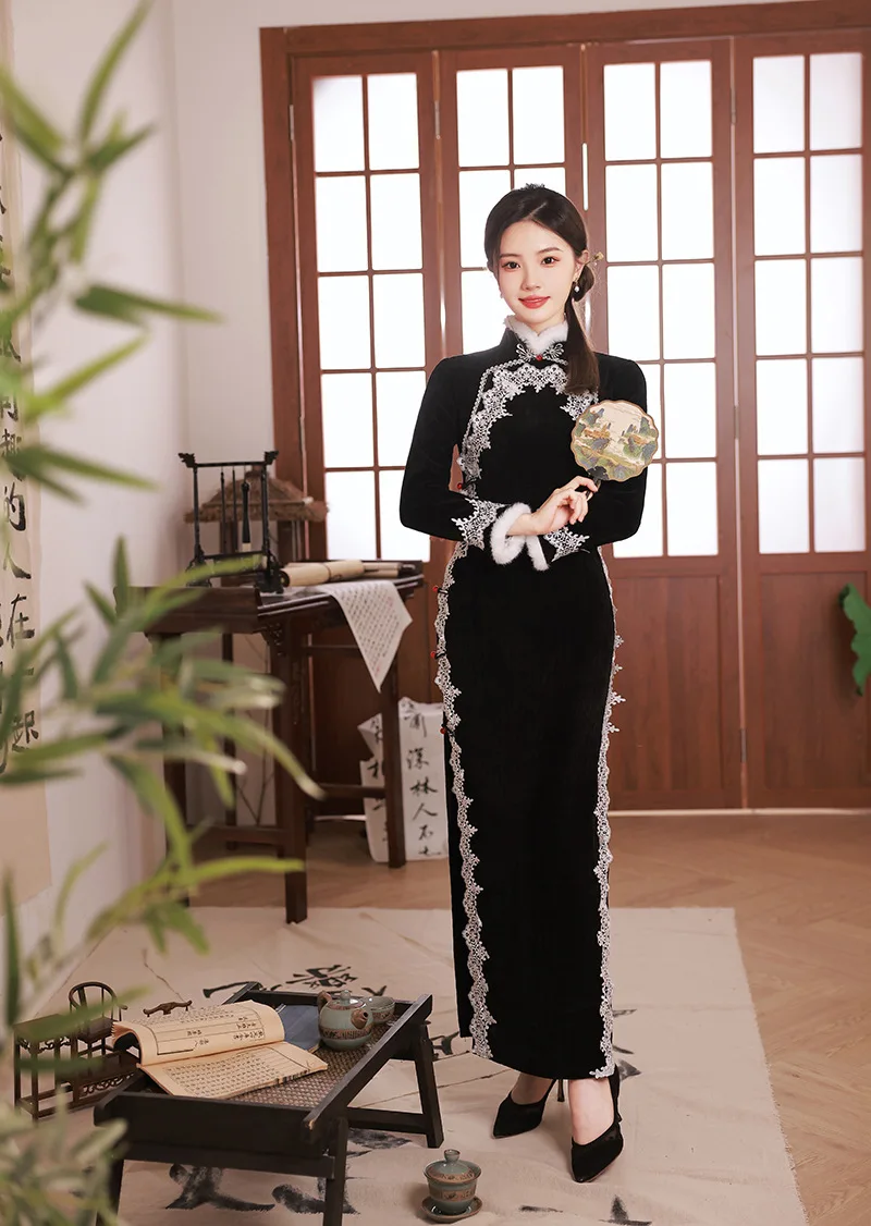 Elegante Branco Guarnição Do Laço De Peles Colarinho De Mandarim Chenille Cheongsam Luva Cheia De Estilo Longo Qipao Chinês Mulheres De Vestido