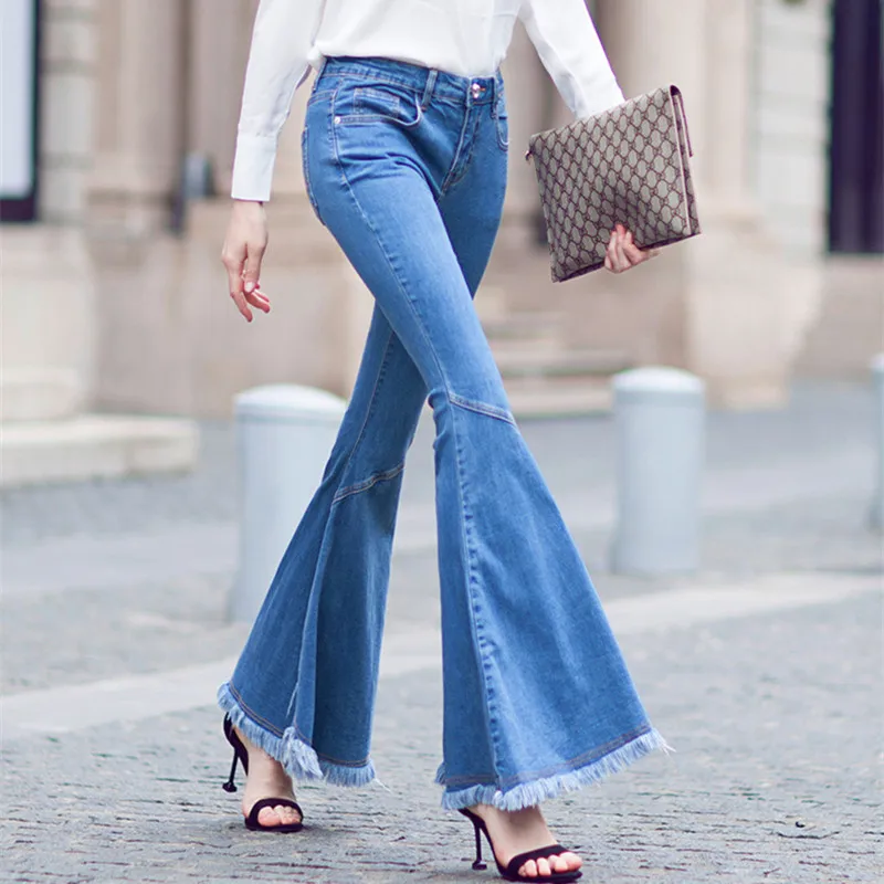 Frete Grátis 2020 Trecho De Moda Longo Calças Jeans Para As Mulheres, Calças Flare Plus Size De 25 A 30 De Denim Do Verão De Borla Jeans Com Fenda