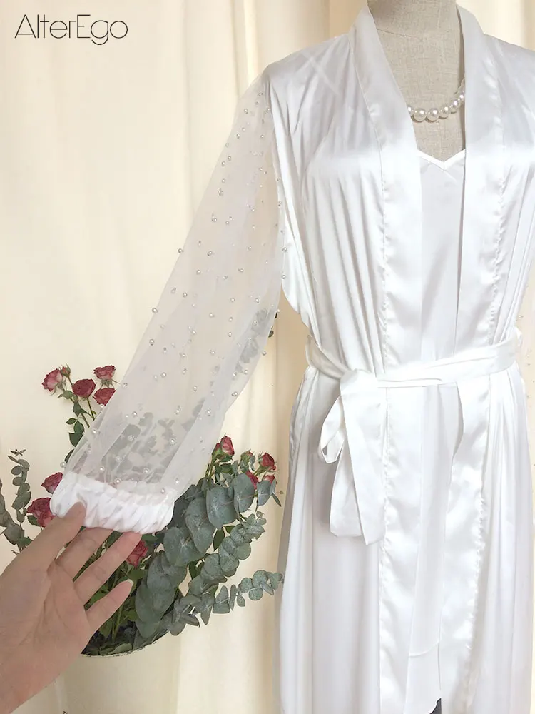 Vestido de noiva com Pérolas de Noiva Chique Robe de Seda Branca Boudoir Quimono de Cetim Ins Popular Presente de Aniversário para Mulheres Vestidos com Tule Vestido